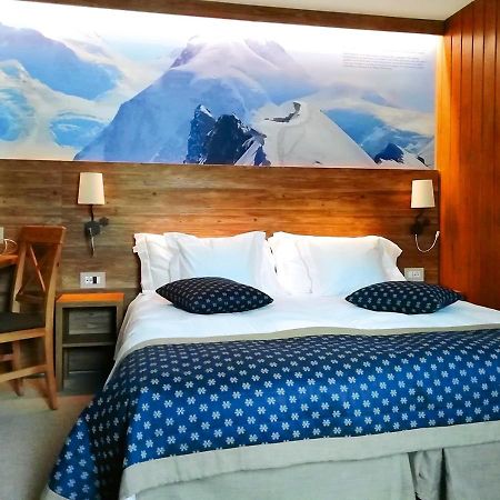 Hotel Breithorn بيريوِل تْشيرفينيا المظهر الخارجي الصورة