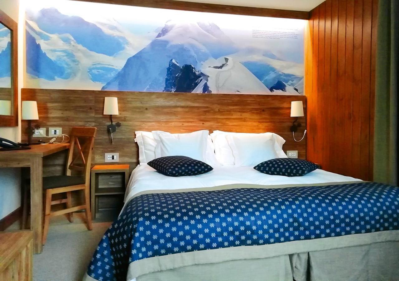Hotel Breithorn بيريوِل تْشيرفينيا المظهر الخارجي الصورة