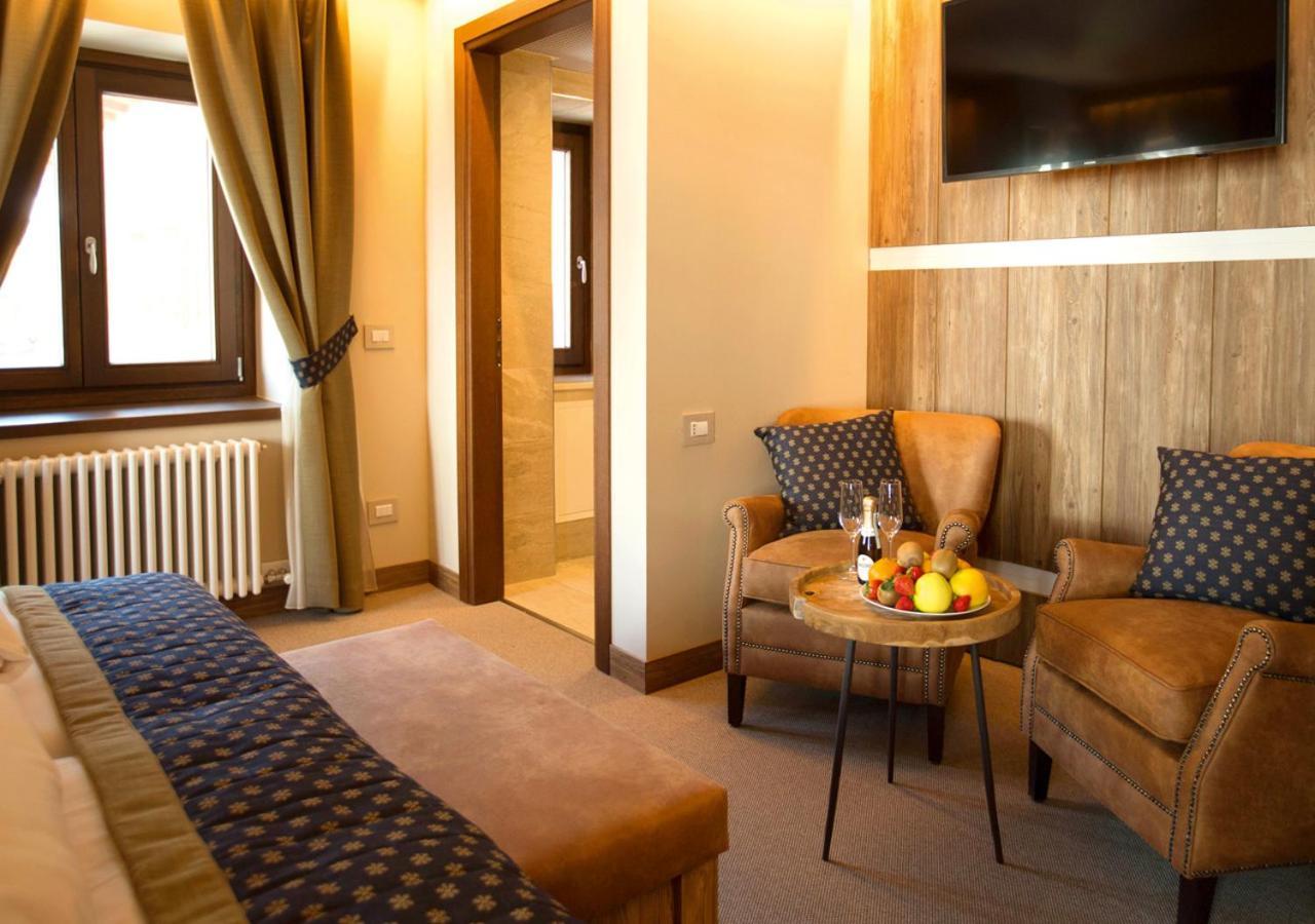 Hotel Breithorn بيريوِل تْشيرفينيا المظهر الخارجي الصورة